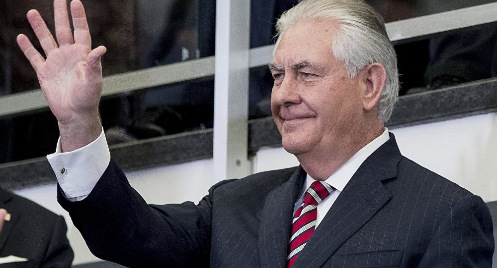 Ông Tillerson làm ngoại trưởng Mỹ do... nghe lời vợ