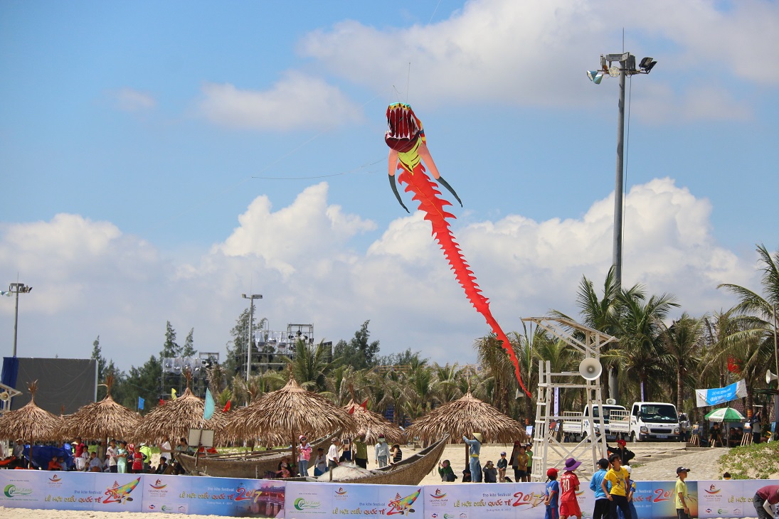 Đắm ch&igrave;m với những m&agrave;n tr&igrave;nh diễn tại Festival Diều quốc tế - Ảnh 8.