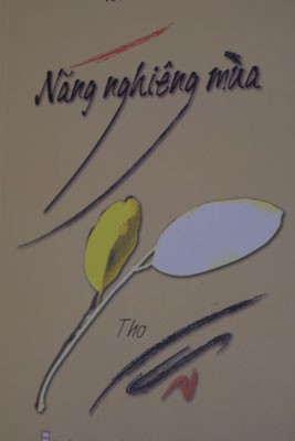Níu lại chút nắng nghiêng mùa