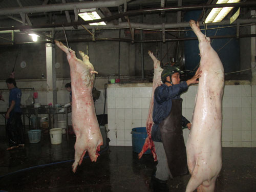 Bất an với thịt heo bơm nước