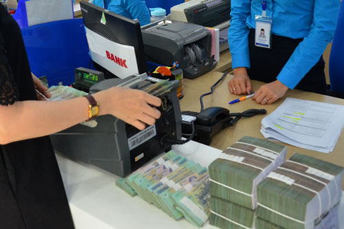 Trọng tài ít việc, tòa án quá tải