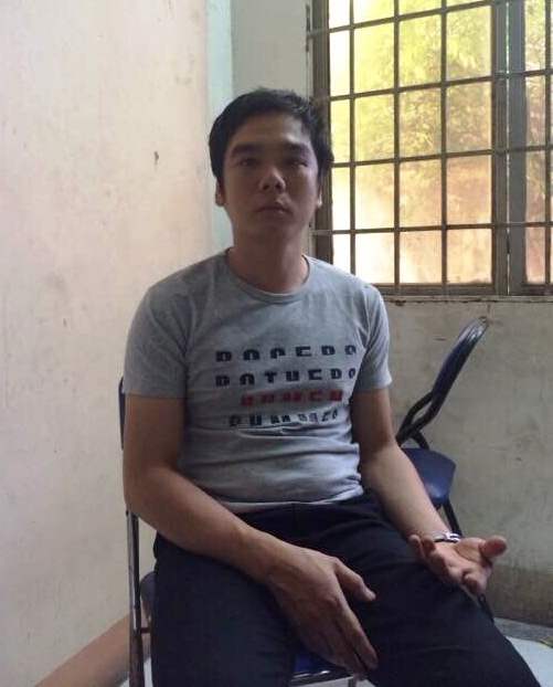 Nguyễn Hữu Tuấn tại cơ quan công an