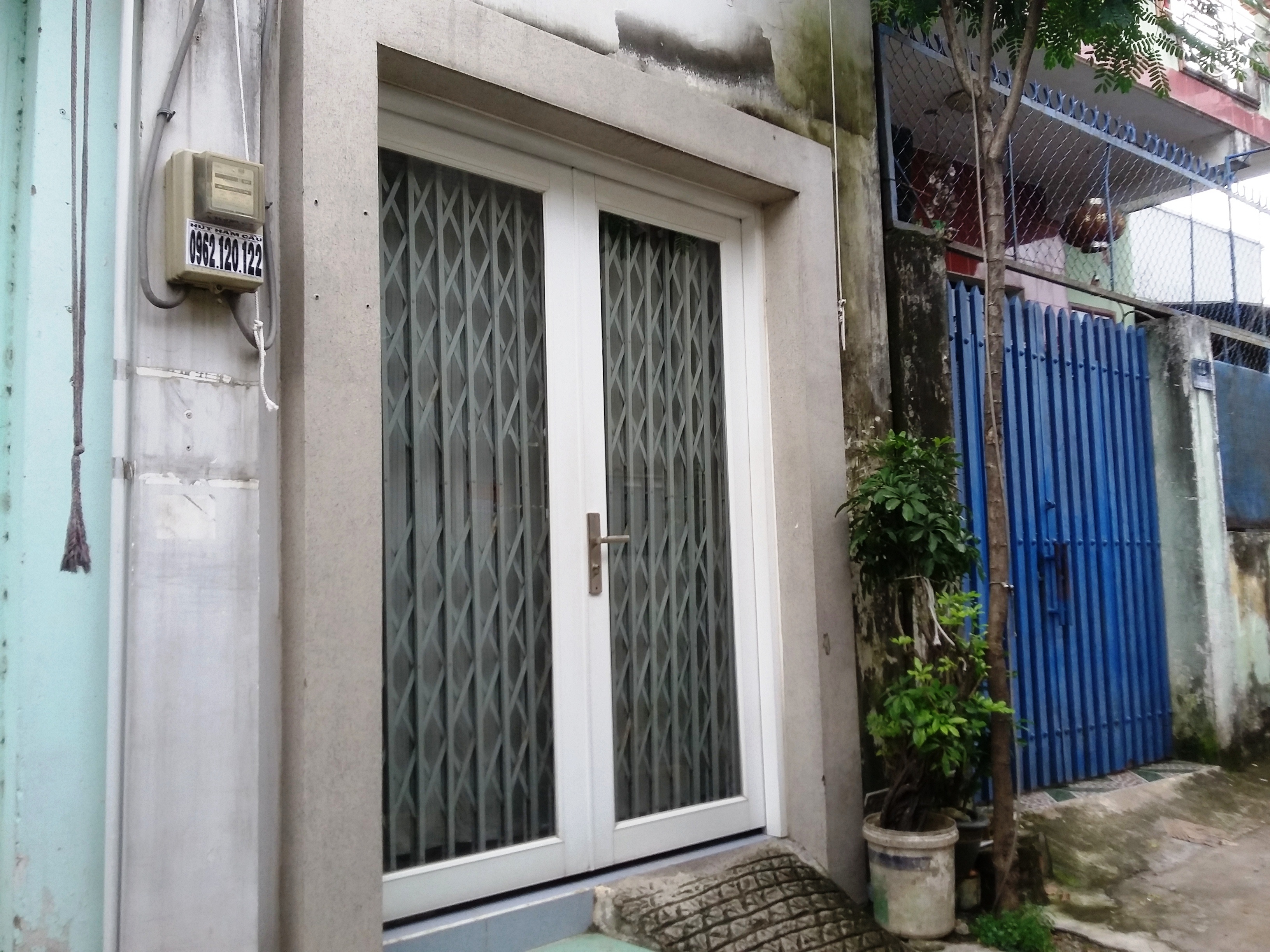 TP HCM: Bé gái 9 tháng tuổi nghi sặc cháo tử vong tại điểm giữ trẻ