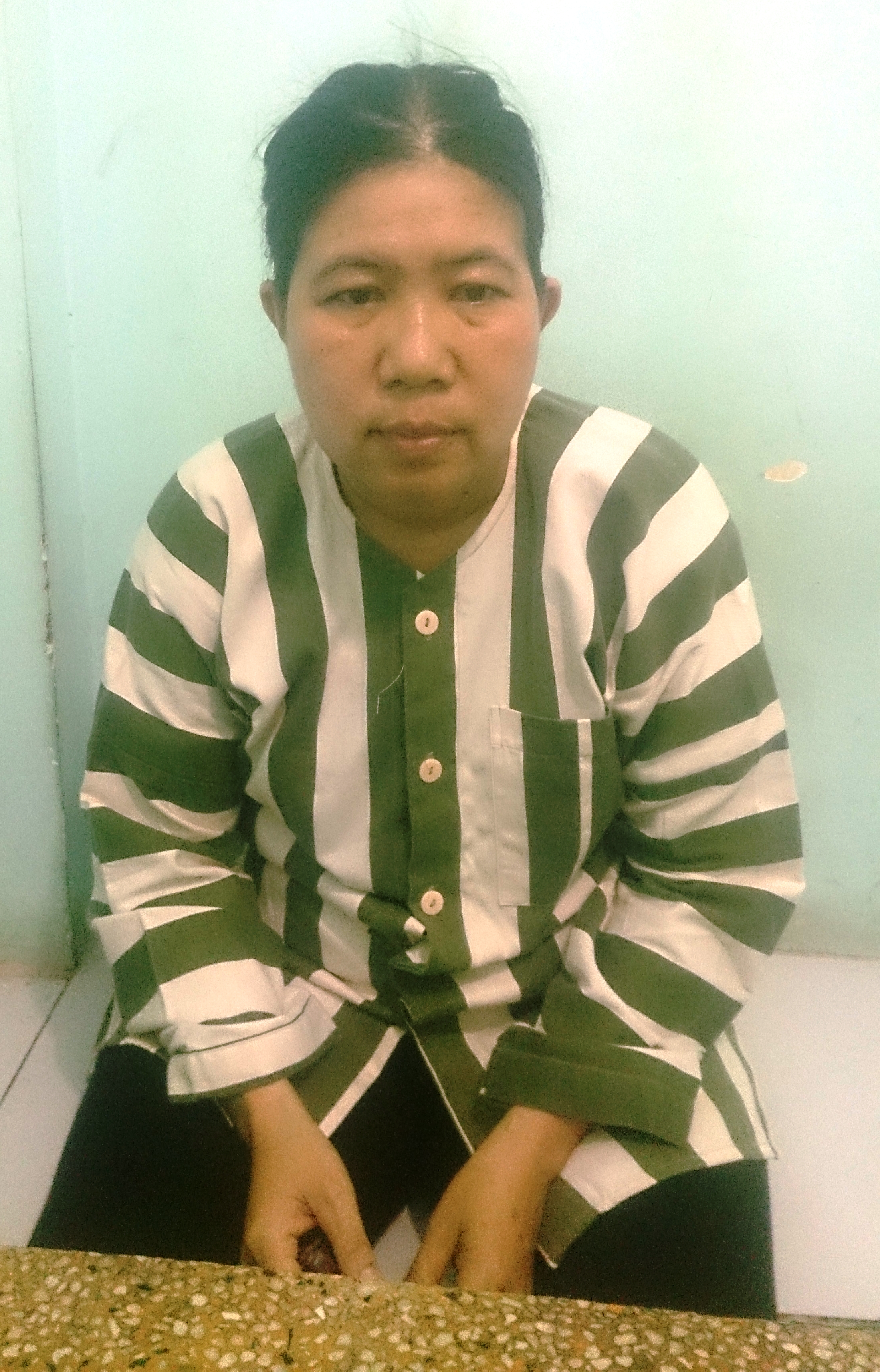 Phan Thị Kim Anh tại cơ quan công an
