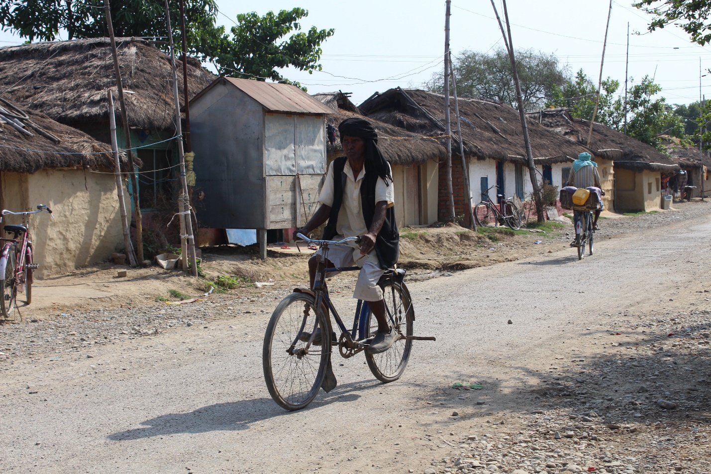 Đi chân đất ở Lumbini - Ảnh 12.