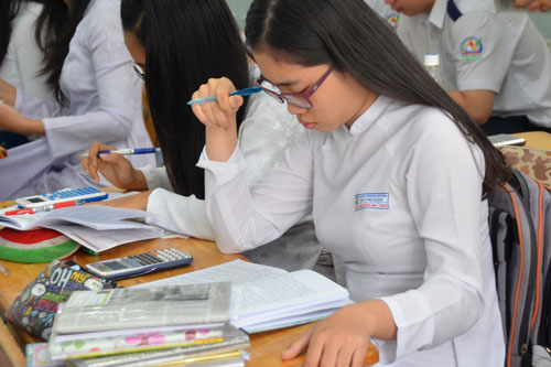 Không được rời khỏi phòng thi trắc nghiệm