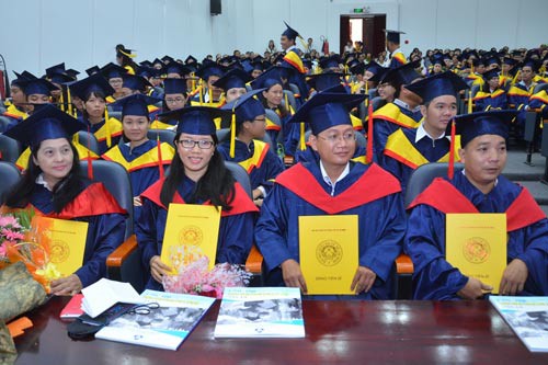 Đ&agrave;o tạo tiến sĩ: Gi&aacute; rẻ m&agrave; đ&ograve;i chất lượng cao - Ảnh 1.