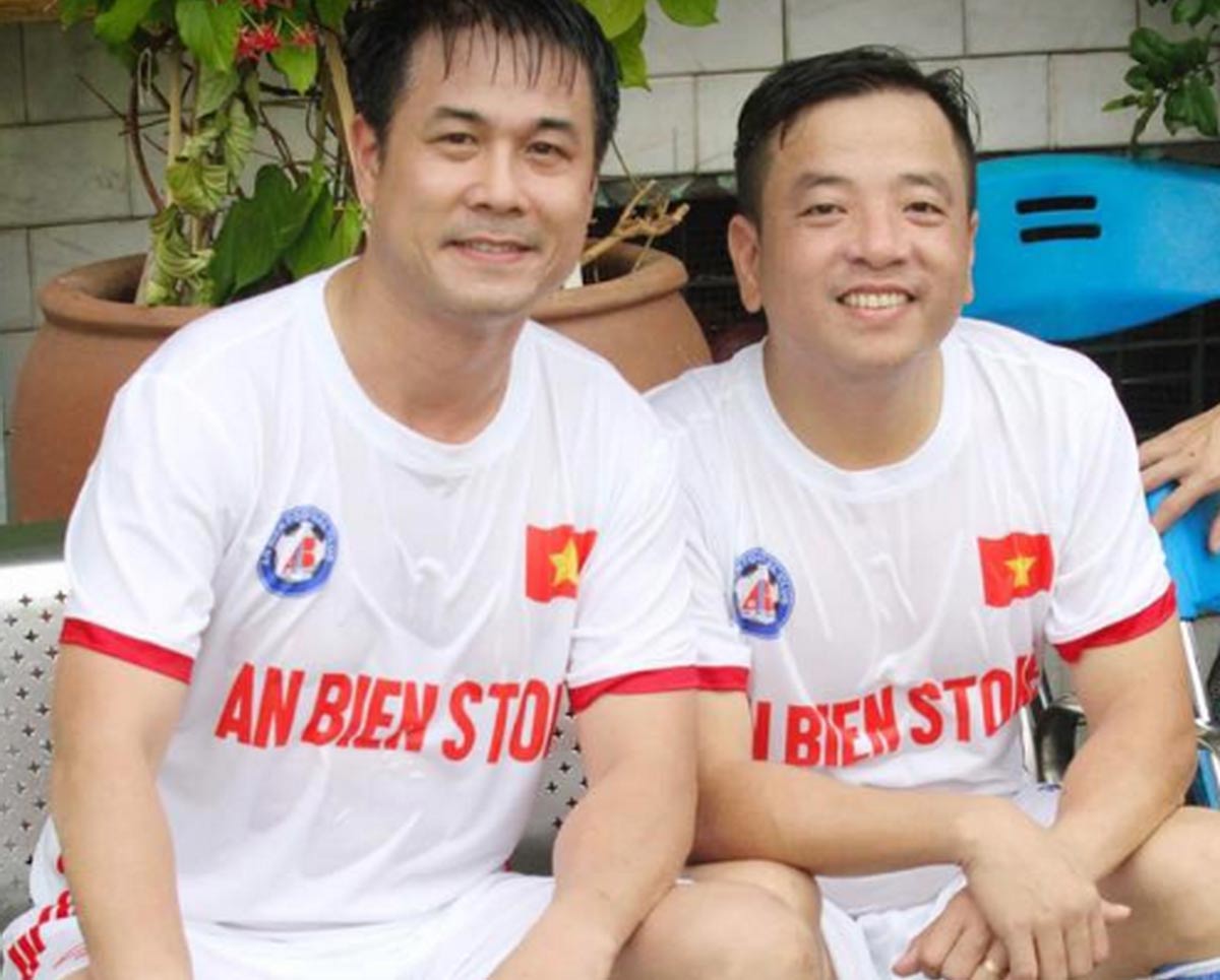 Bỏ tiền tỉ chơi bóng đá phong trào