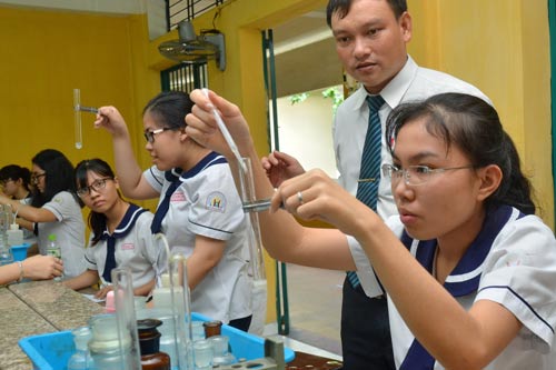 Quá nhiều môn, lấy sức đâu để học!
