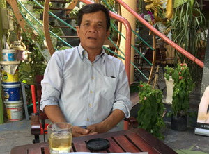 Chiếm đất còn chém người