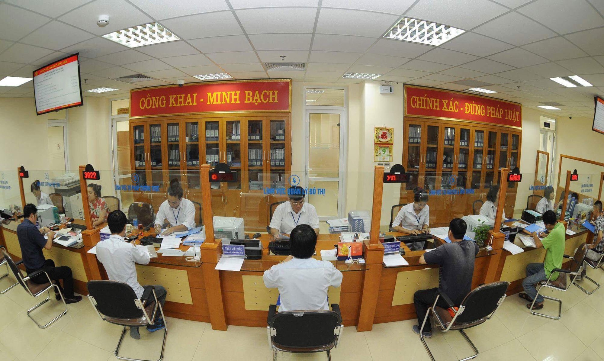 Trao giải cuộc thi ảnh "Người Hà Nội ứng xử văn minh, thanh lịch"