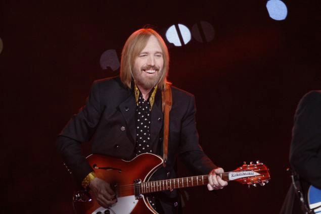 Thế giới vĩnh biệt ngôi sao nhạc rock Tom Petty
