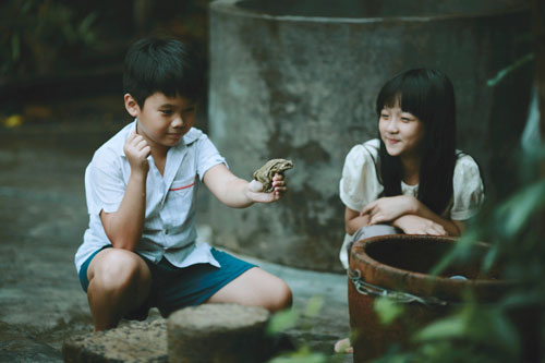 Thiếu nhi đ&agrave;nh xem phim người lớn - Ảnh 1.