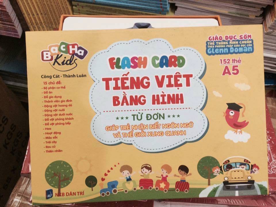 Phản cảm sách tham khảo nhảm nhí