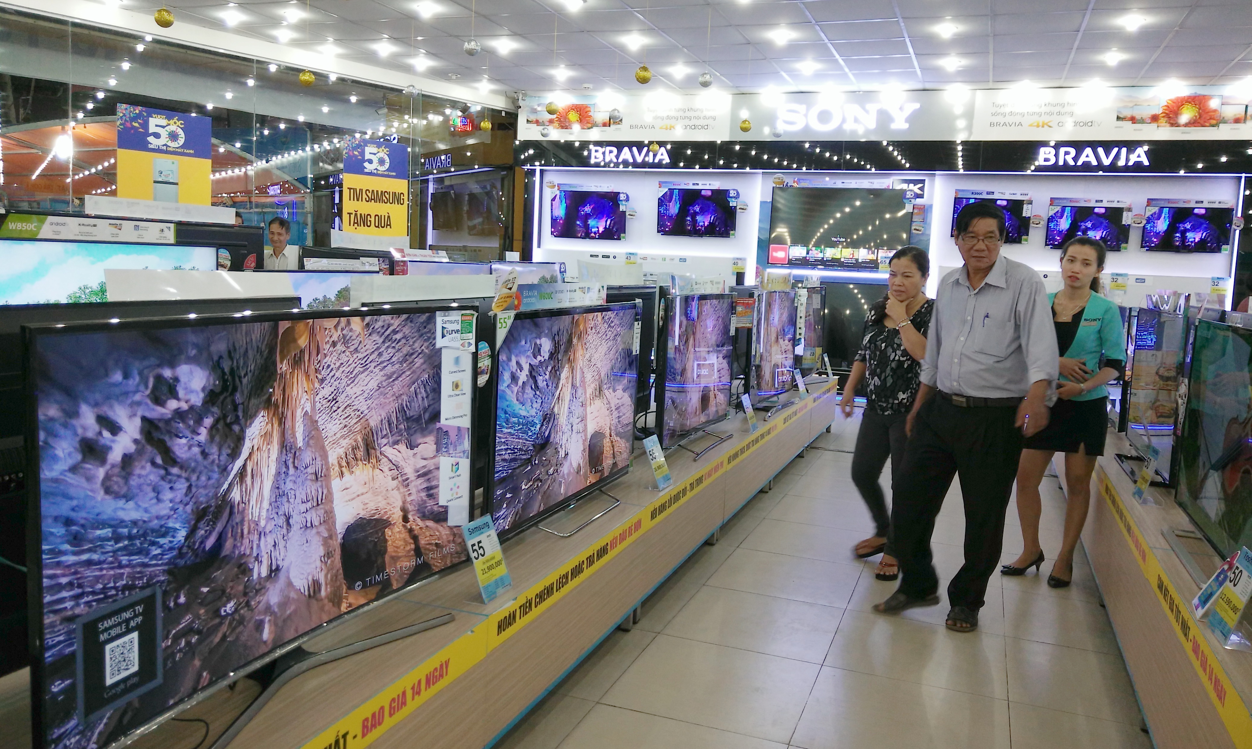Lưu ý khi mua tivi cuối năm