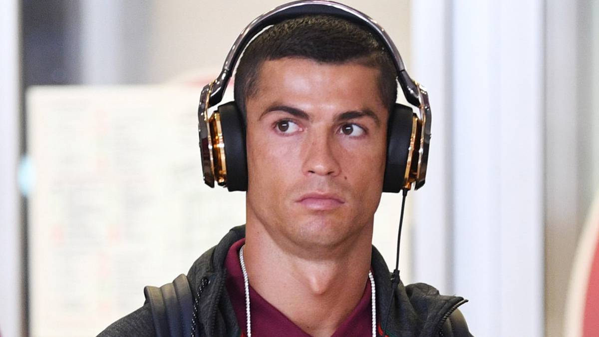 Ấn định ngày Ronaldo hầu tòa