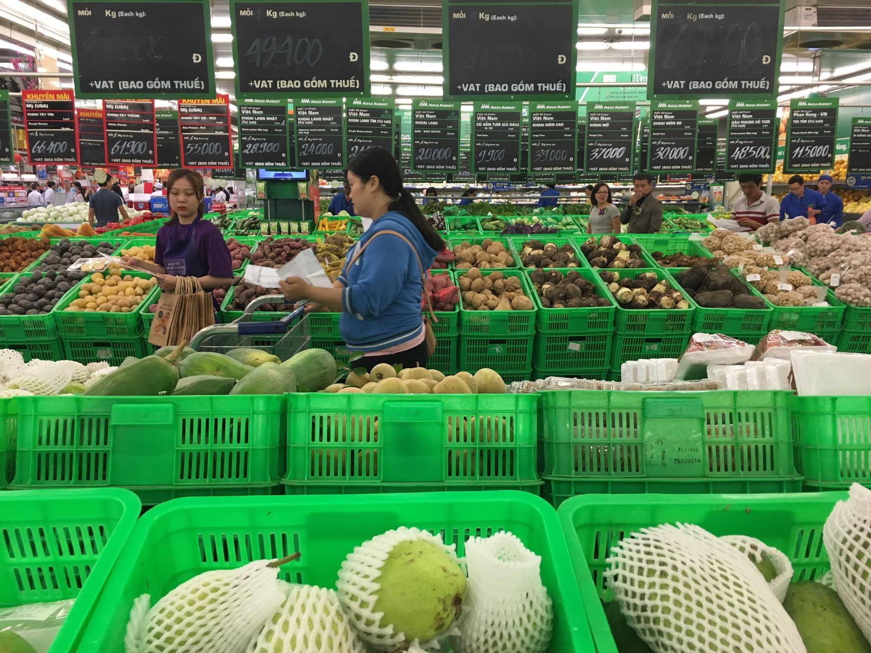 Khu vực rau củ quả rất đa dạng, thoáng đãng