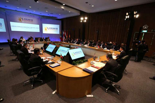 ASEAN tập trung bàn về kinh tế