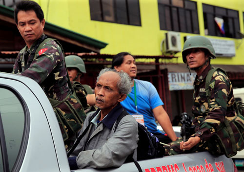 Philippines: Phiến quân định chia lửa cho Marawi?