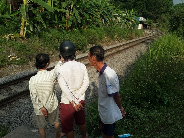 
Địa điểm đường d&acirc;n sinh giao đường sắt, nơi xảy ra tai nạn
