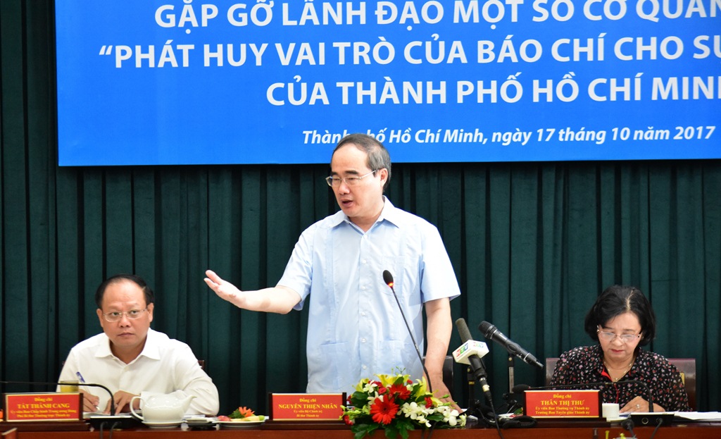 TP HCM: "Đặt hàng" các quận, huyện xử lý vấn đề báo chí nêu