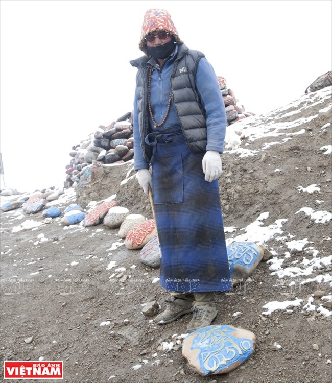 H&agrave;nh tr&igrave;nh chi&ecirc;m b&aacute;i ngọn n&uacute;i thi&ecirc;ng Kailash ở T&acirc;y Tạng - Ảnh 17.