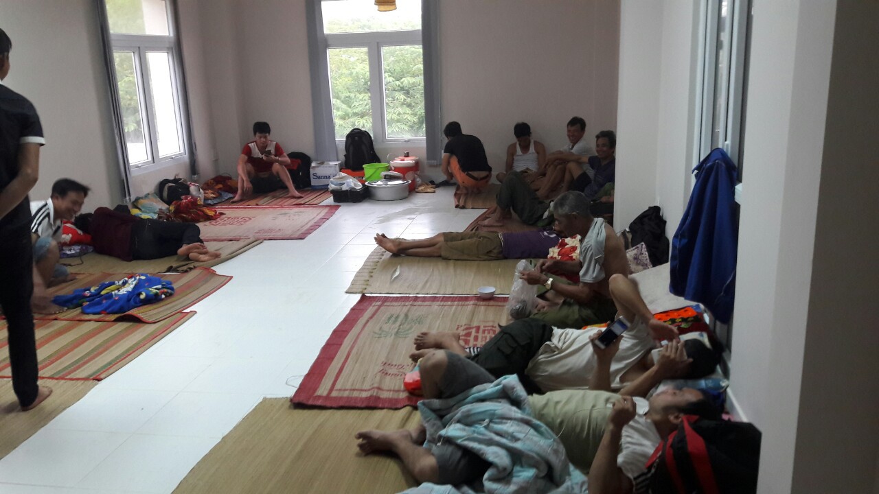 Gi&oacute; mạnh dần, C&ocirc;n Đảo đ&oacute;n 1.000 người tr&aacute;nh b&atilde;o số 16 (Tembin) - Ảnh 6.