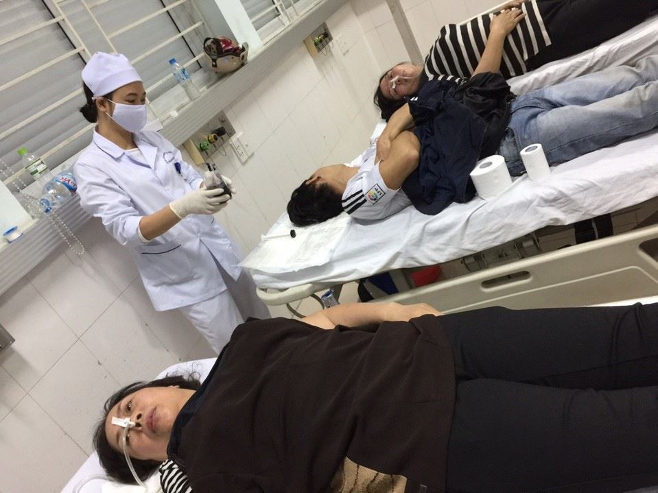 Mâu thuẫn, phun thuốc diệt cỏ vào rau xà lách hàng xóm