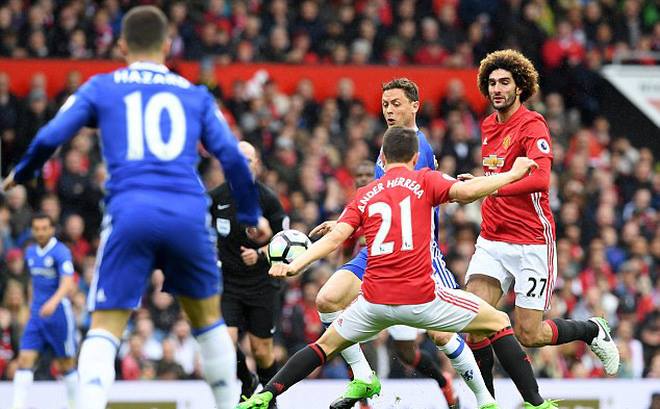 Herrera phân trần về pha dùng tay chơi bóng