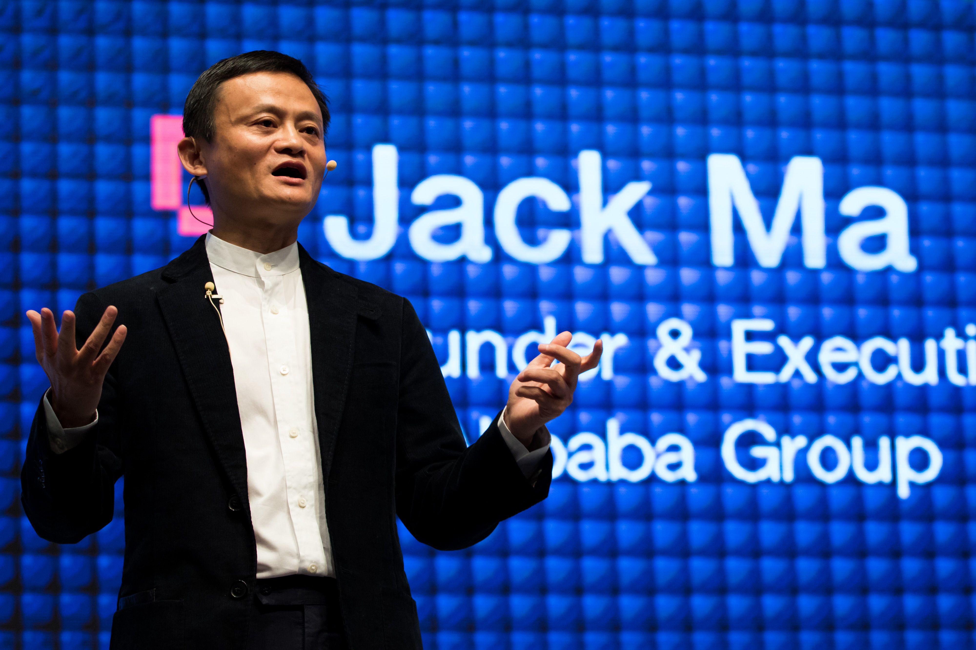 Jack Ma gợi ý nghề kiếm nhiều tiền trong tương lai
