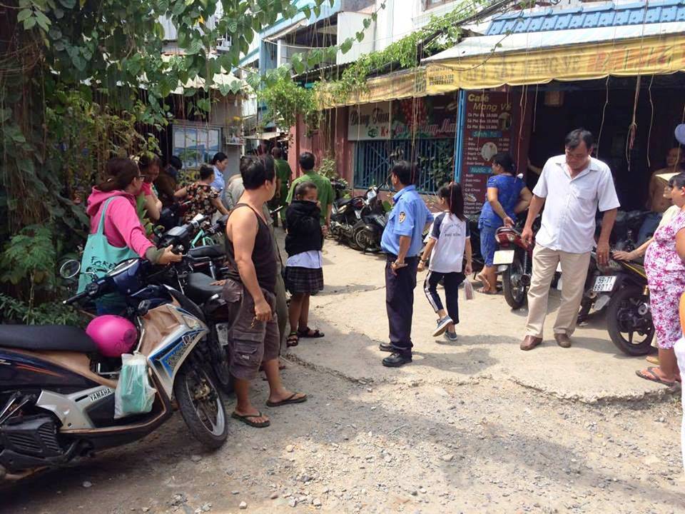 TP HCM: Bàng hoàng phát hiện bố mẹ tử vong, em gái nguy kịch