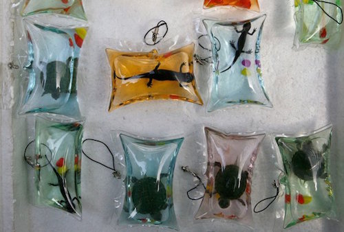 Những mặt hàng chỉ bán ở Trung Quốc - Ảnh 2.