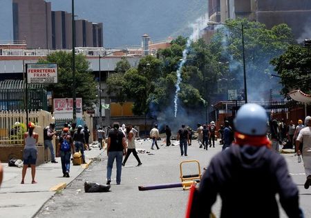 Venezuela: Đụng độ tại đình công triệu người, 3 người chết