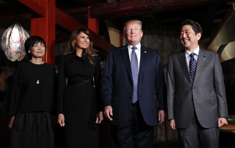 Tổng thống Donald Trump sẽ &ldquo;ngồi xuống n&oacute;i chuyện với &ocirc;ng Kim Jong-un&rdquo; - Ảnh 2.