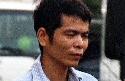 Gần chục lần hãm hại bé gái 12 tuổi, dọa giết để giữ bí mật