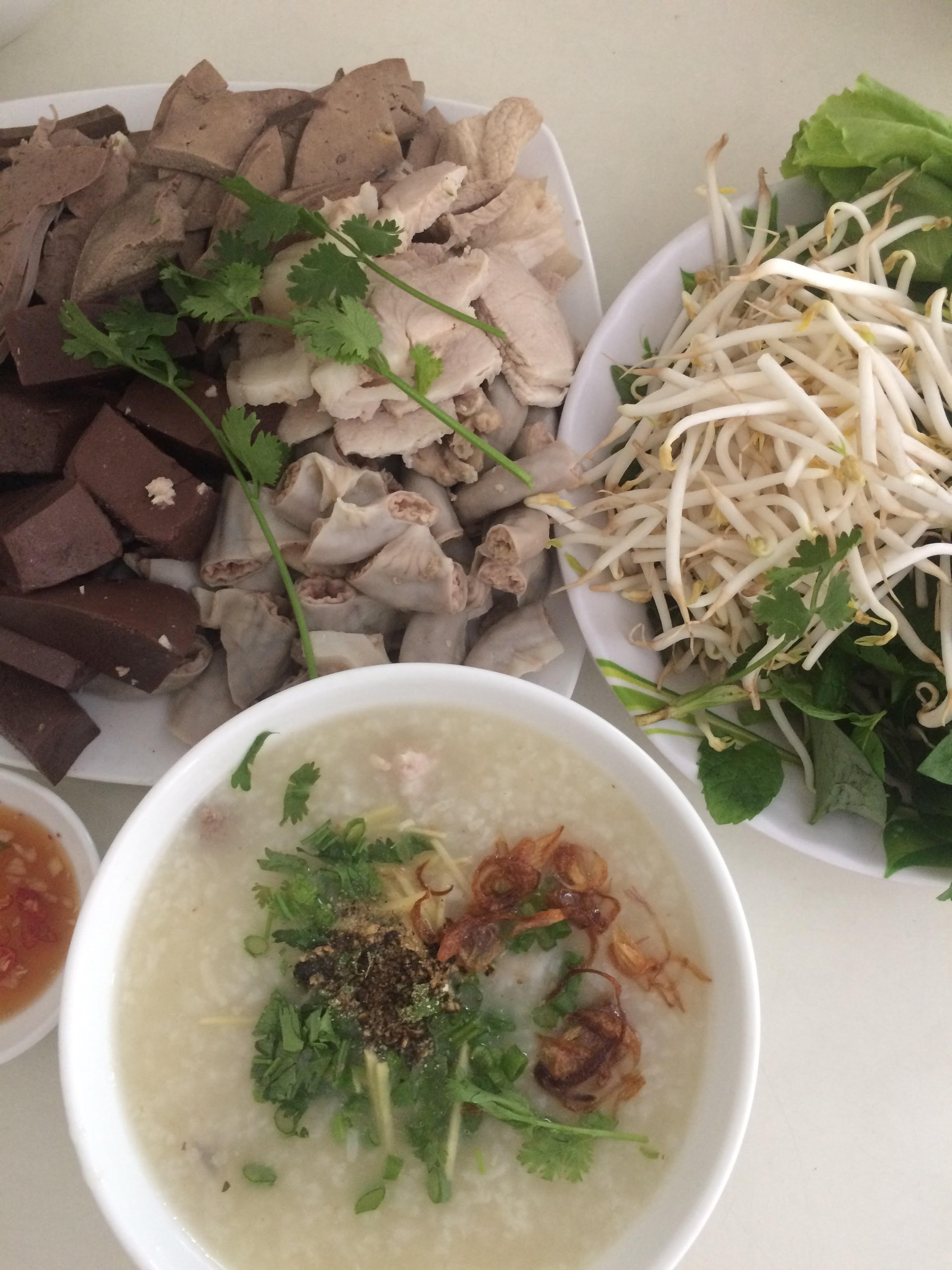 Nhớ ch&aacute;o l&ograve;ng hằm b&agrave; lằng ng&agrave;y c&uacute;ng ti&ecirc;n thường - Ảnh 2.