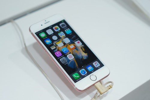 iPhone 6S giảm sập giá còn 6,5 triệu đồng