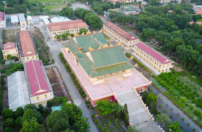 Đại T&ograve;ng L&acirc;m, ng&ocirc;i ch&ugrave;a c&oacute; nhiều tượng phật nhất Việt Nam - Ảnh 2.