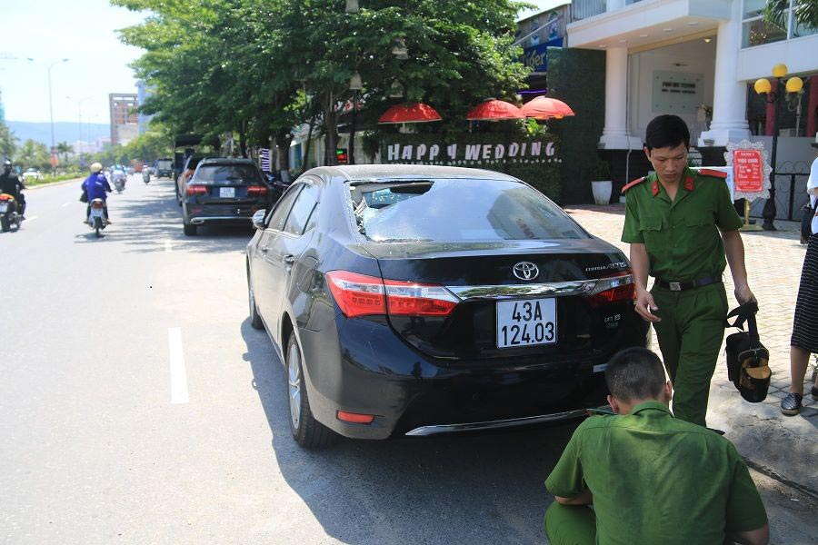 Đà Nẵng: Truy tìm đối tượng đập phá hàng loạt ô tô