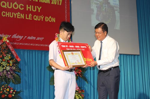 Vinh danh quán quân giải Olympic toán quốc tế