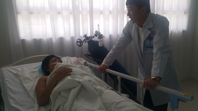 TP HCM bãi bỏ quy định tuyển dụng bác sĩ phải có hộ khẩu TP - Ảnh 1.