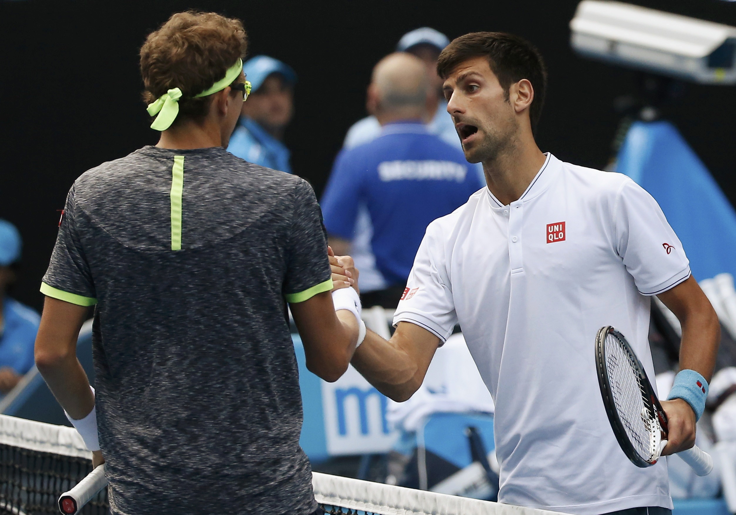Địa chấn Úc mở rộng: Istomin loại Djokovic