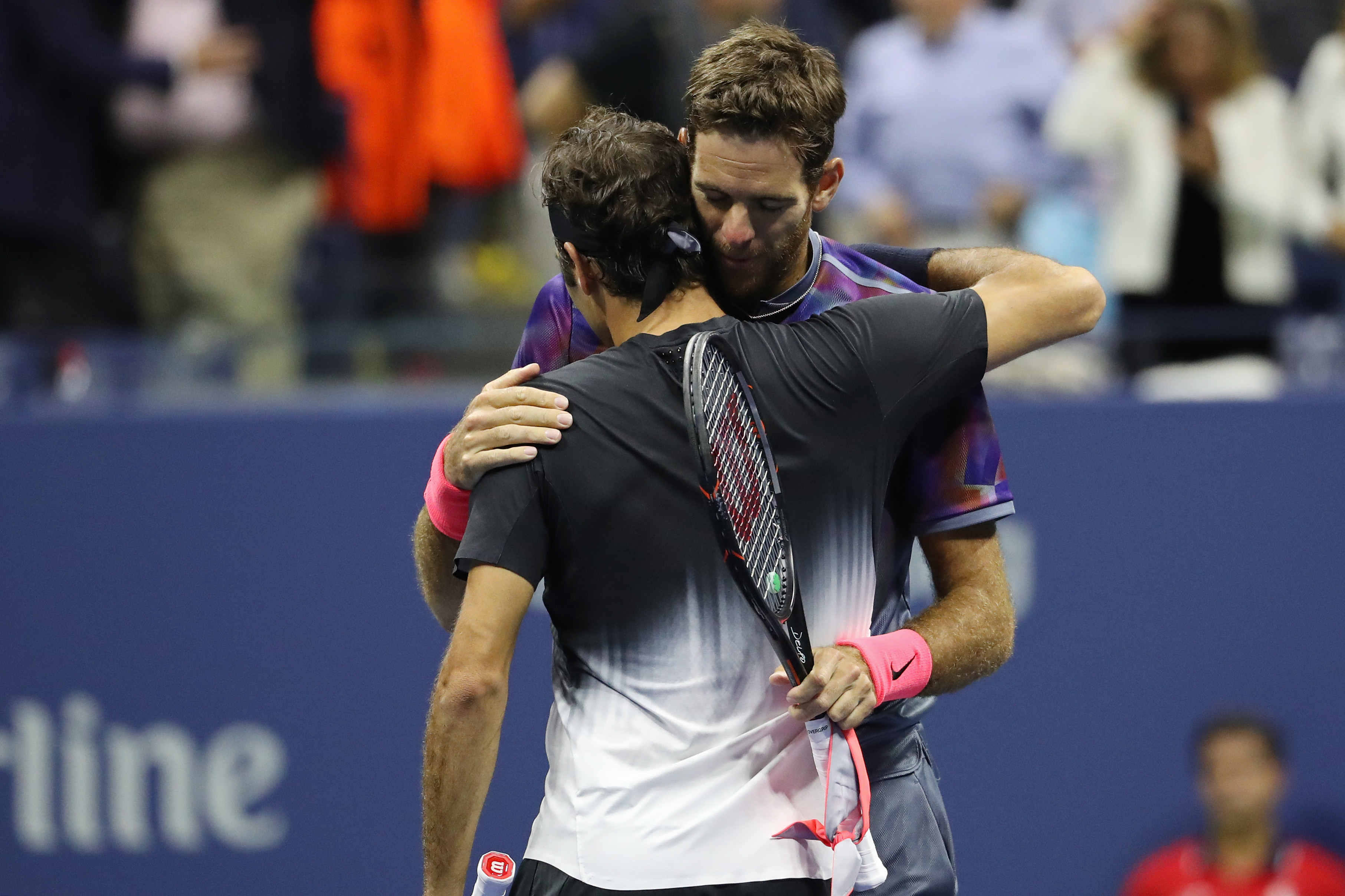 Del Potro hạ Federer, vào bán kết gặp Nadal