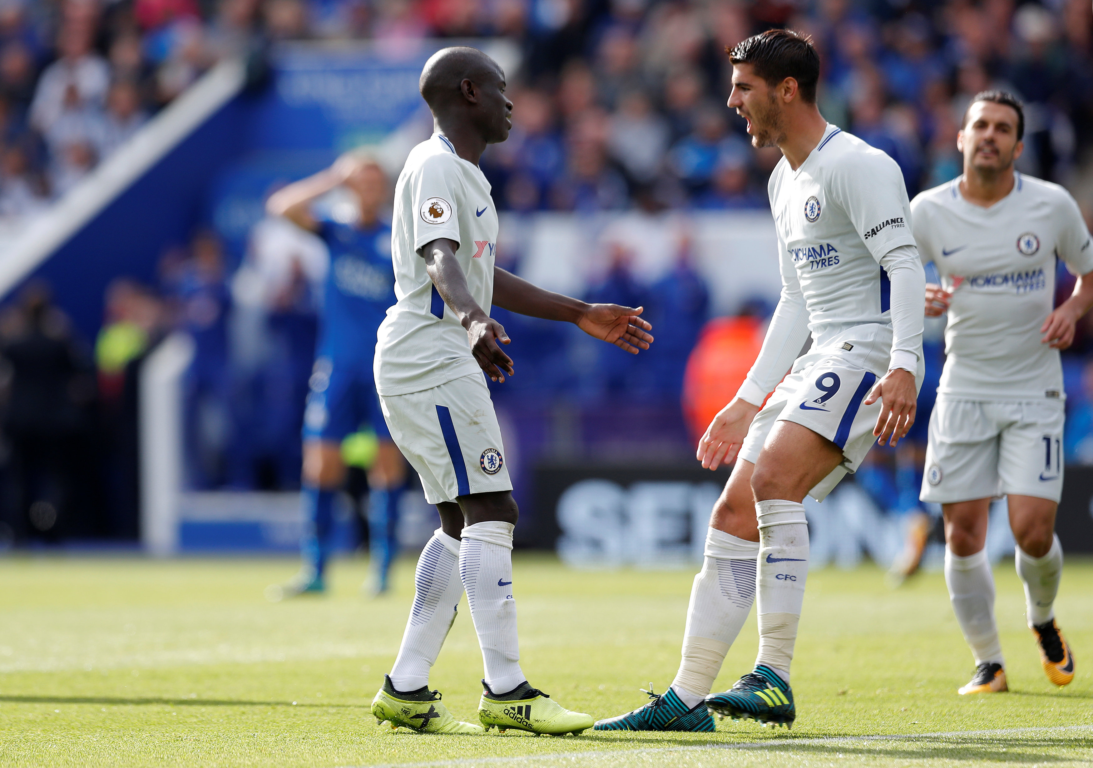 Thắng 3 trận liền, Chelsea vào tốp 3