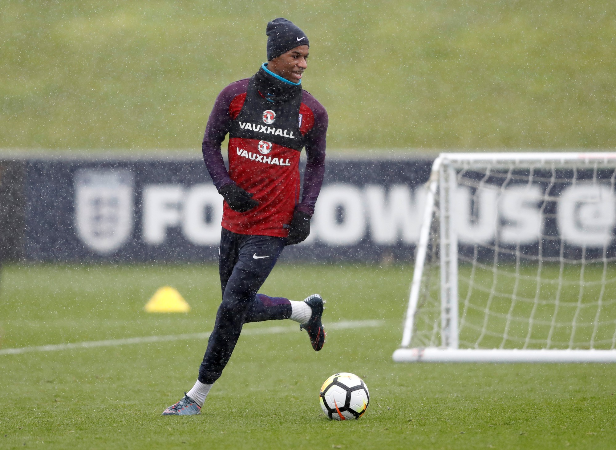 Mourinho lo ngại g&agrave; son Rashford chấn thương khi l&ecirc;n tuyển - Ảnh 3.