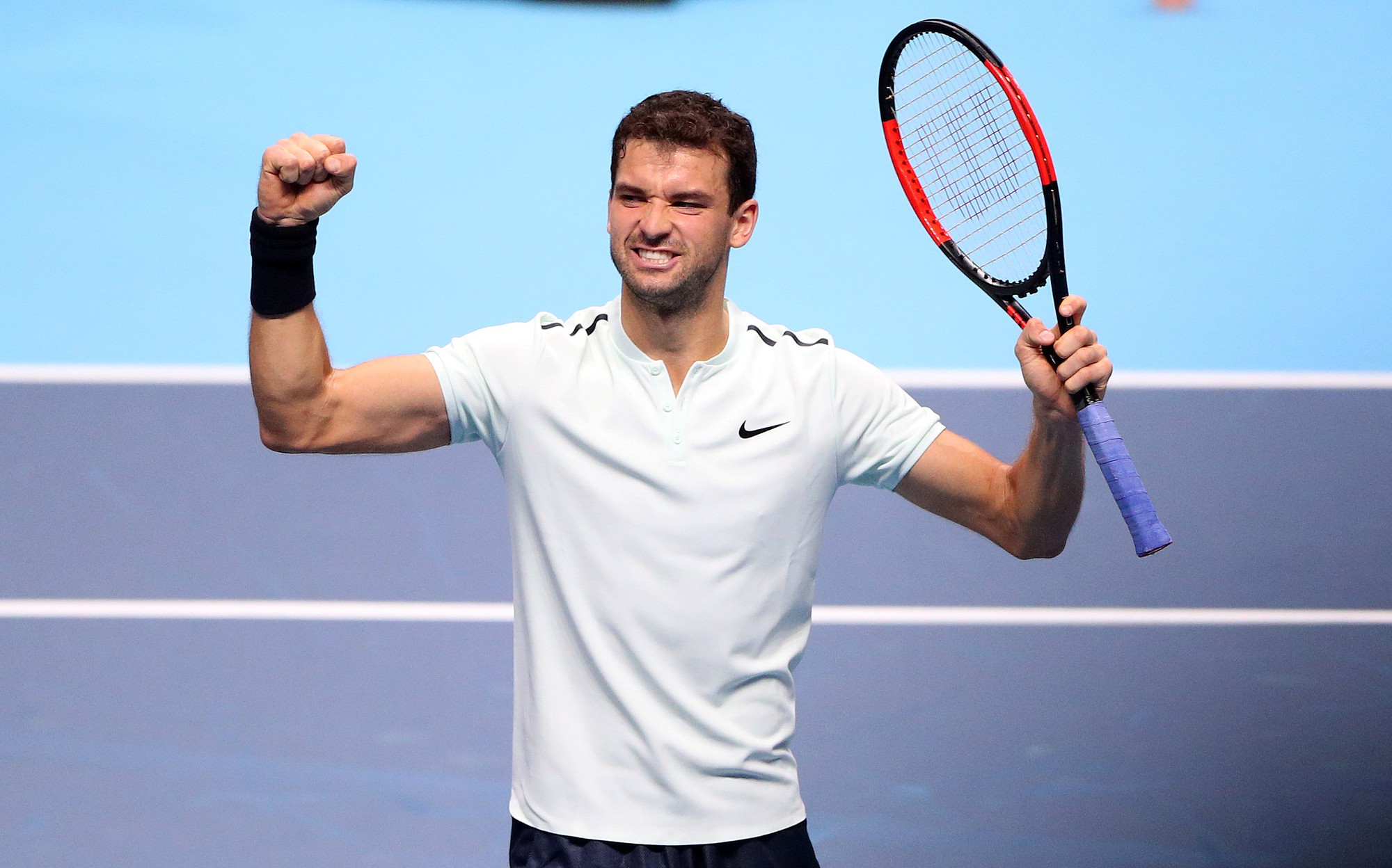 Tiếp bước Federer, Dimitrov giành vé vào bán kết