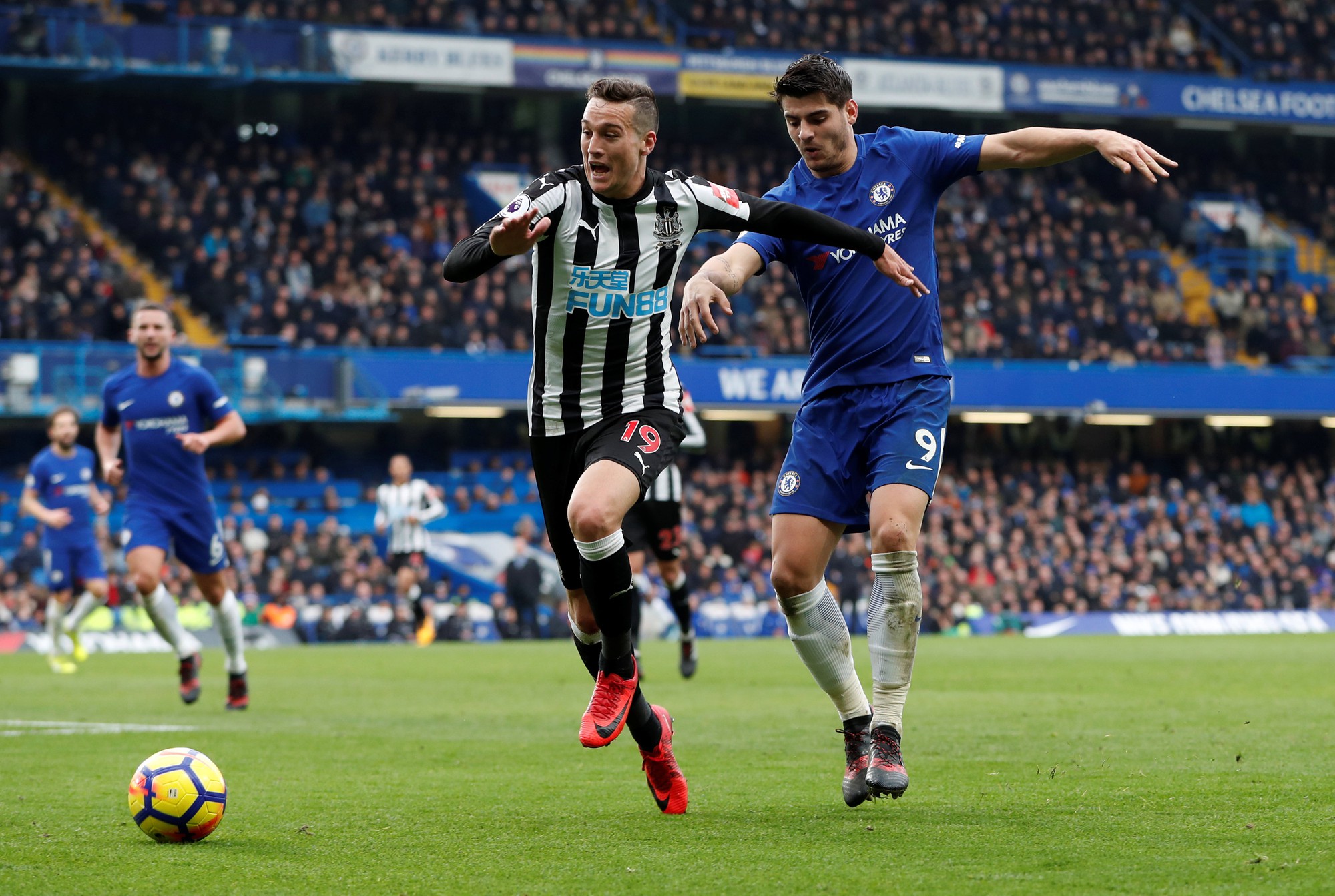Mohamed Salah đứng đầu danh s&aacute;ch Vua ph&aacute; lưới Ngoại hạng Anh - Ảnh 3.
