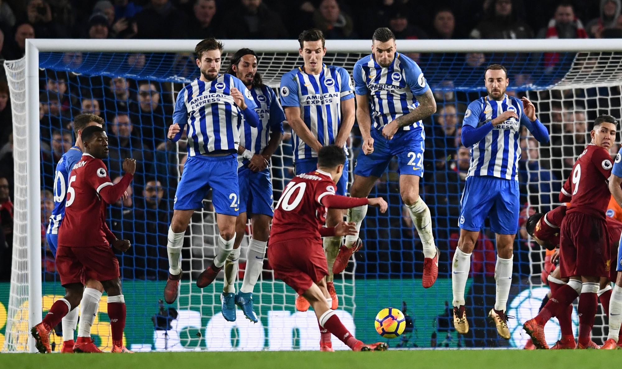 HLV Klopp lo ngại Liverpool mất sức mới gi&agrave;nh v&eacute; v&ograve;ng 2 Champions League - Ảnh 1.
