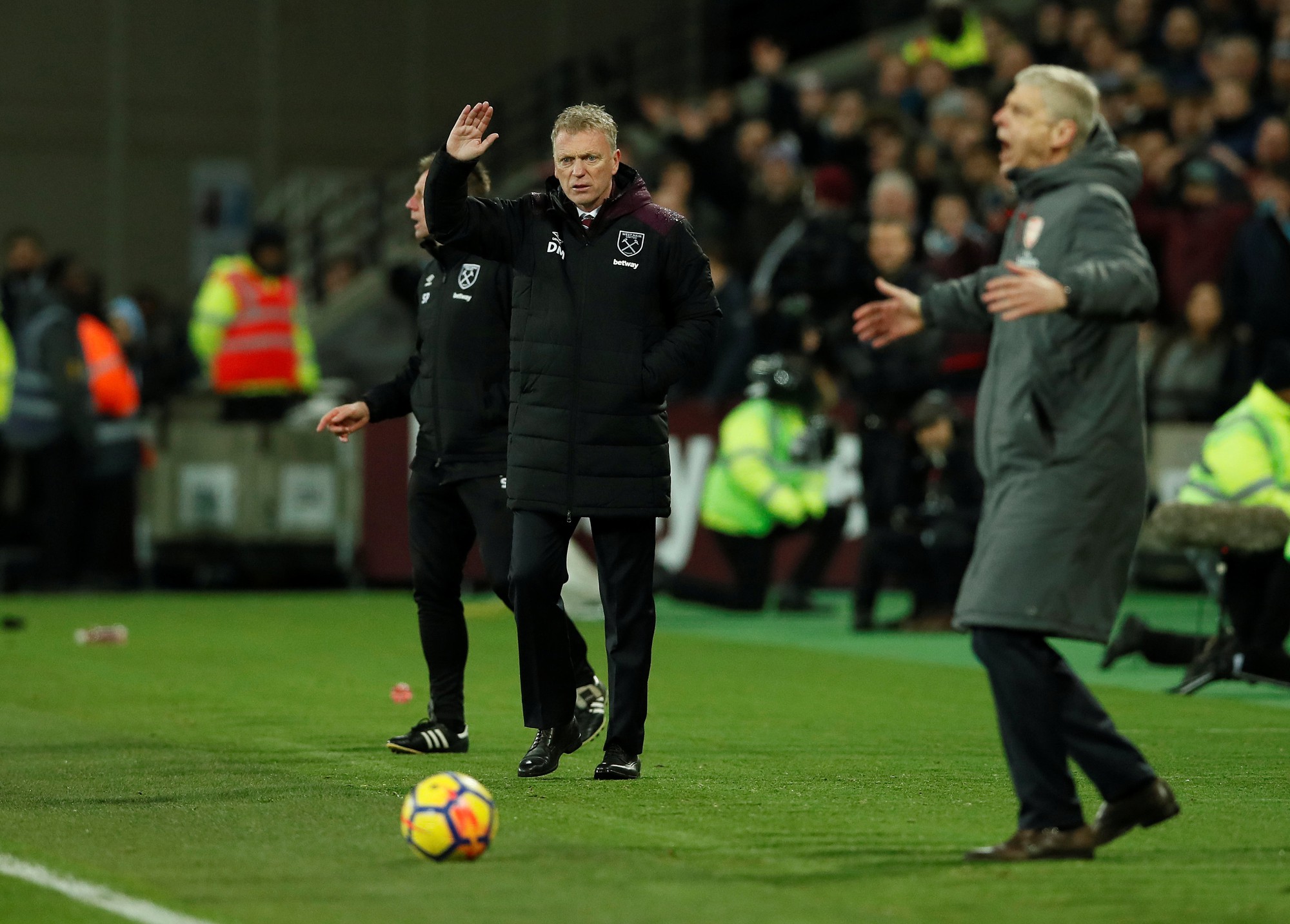 West Ham cầm hòa Arsenal, muốn giải cứu ngôi sao bị thất sủng - Ảnh 4.
