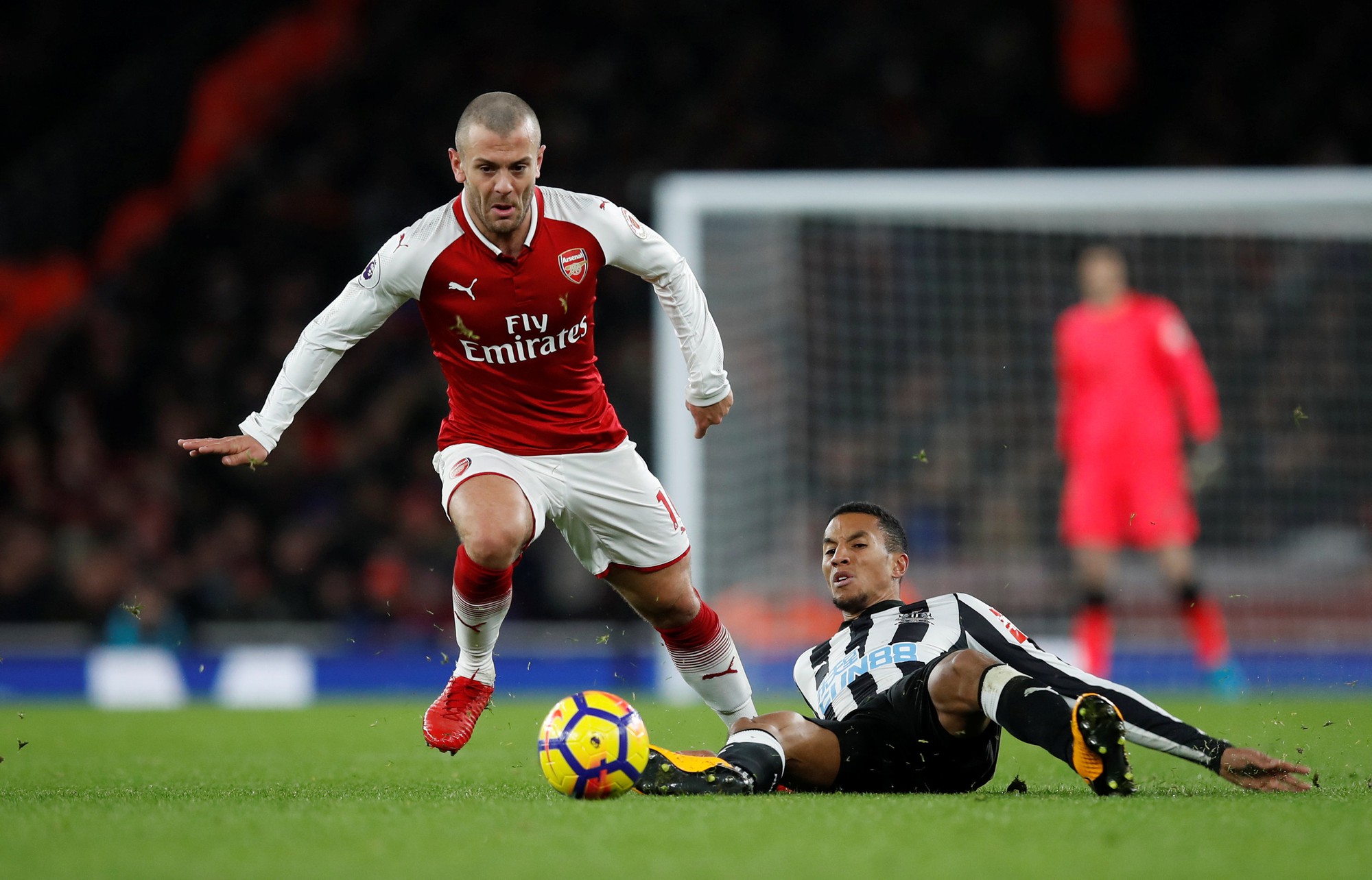 Tuyệt phẩm của Ozil v&agrave; 3 điểm cho Ph&aacute;o thủ - Ảnh 5.